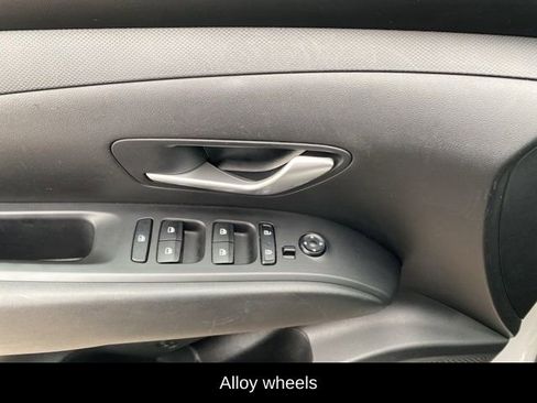 Used 2024 Hyundai Tucson SEL image 17