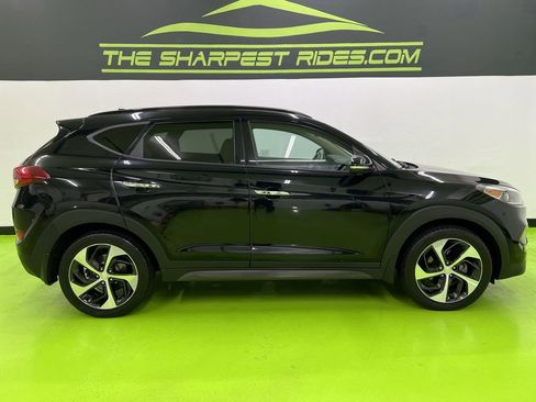 Used 2016 Hyundai Tucson Limited w/ Option Group 03 AWD/4WD image 11