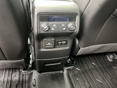 Used 2023 GMC Acadia Denali w/ Denali Ultimate Package image 14