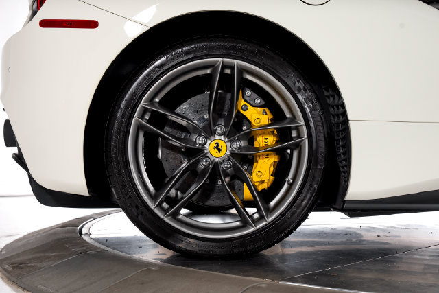 Certified 2017 Ferrari 488 Spider RWD image 17