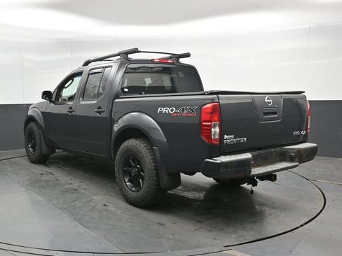 Used 2011 Nissan Frontier PRO-4X w/ Pro-4x Luxury Pkg AWD/4WD image 8