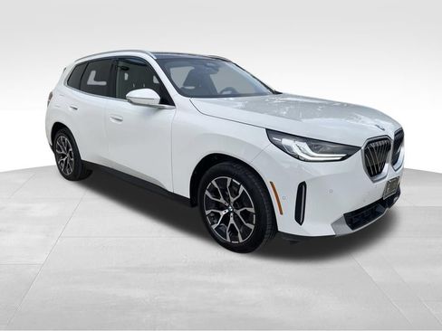 Used 2026 BMW X3 xDrive30i AWD/4WD image 3