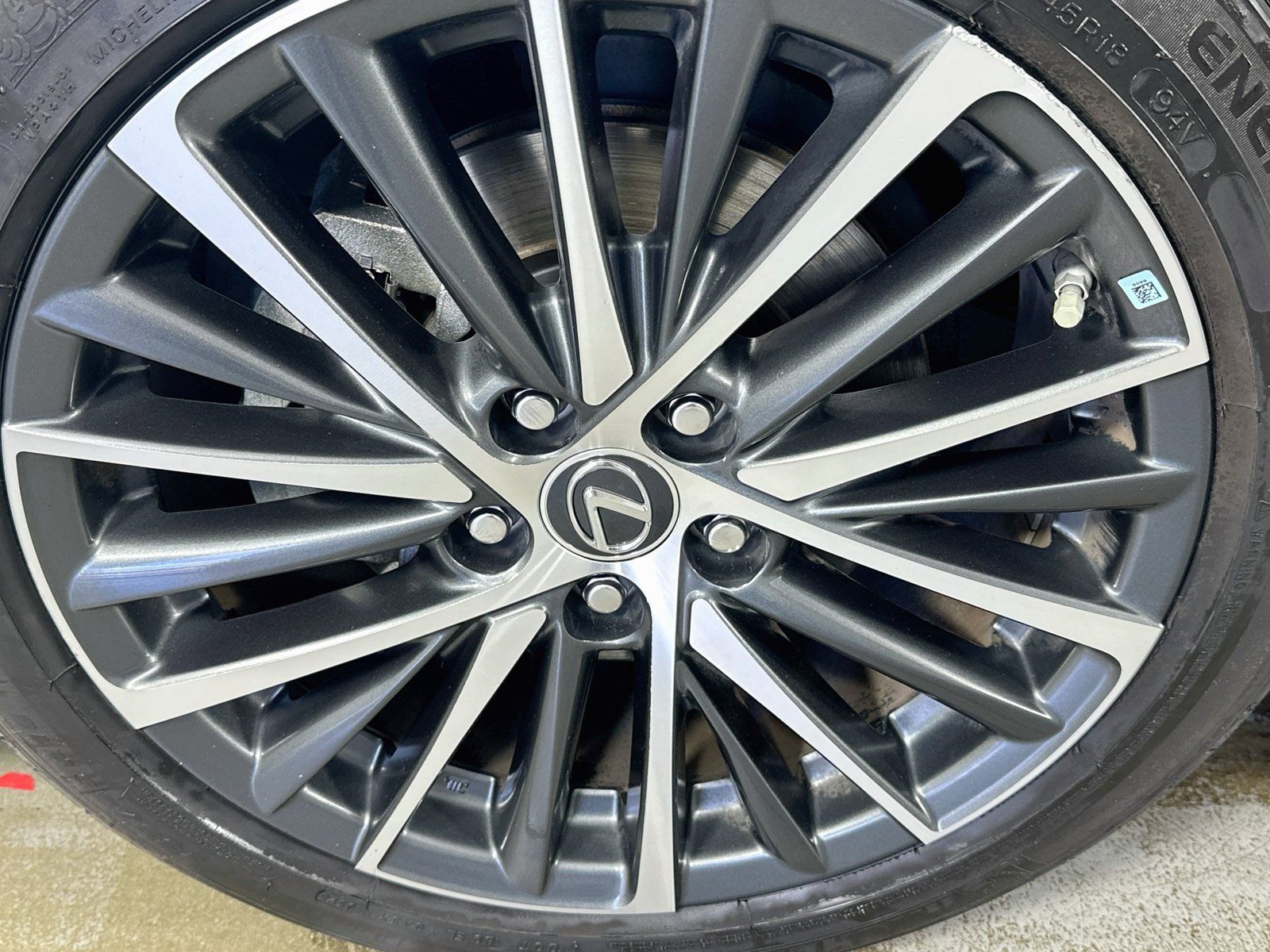 Used 2023 Lexus ES 350 w/ Premium Package FWD image 30