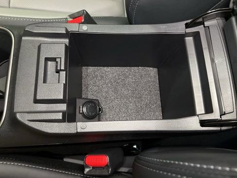 Certified 2025 Subaru Outback Limited w/ Popular Package #2 image 29