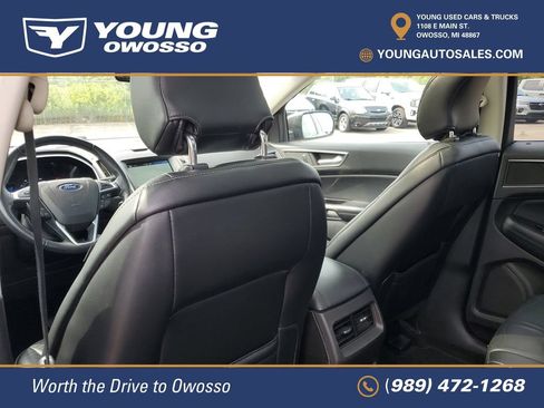 Used 2017 Ford Edge SEL w/ Equipment Group 201A AWD/4WD image 29