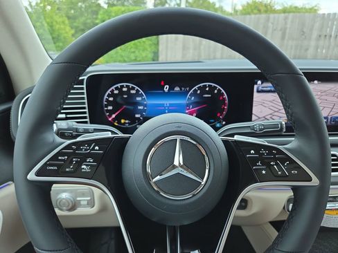 New 2026 Mercedes-Benz GLS 450 4MATIC image 20