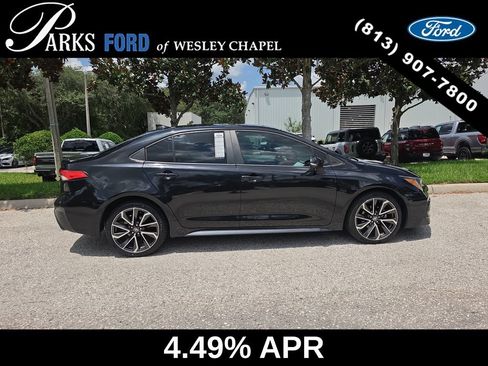 Used 2022 Toyota Corolla SE FWD image 4