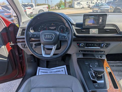 Used 2020 Audi Q5 2.0T Premium image 45
