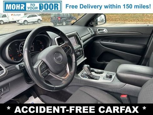 Used 2019 Jeep Grand Cherokee Laredo image 13