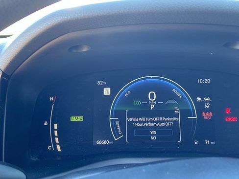 Used 2025 Toyota Camry LE FWD image 23