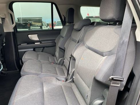 Used 2025 Ford Expedition Active image 26