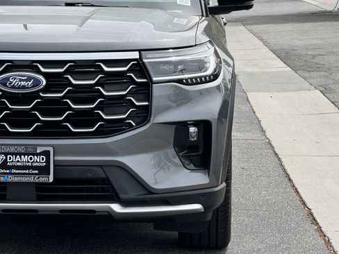 Used 2025 Ford Explorer Platinum w/ LUX Leather Package image 13