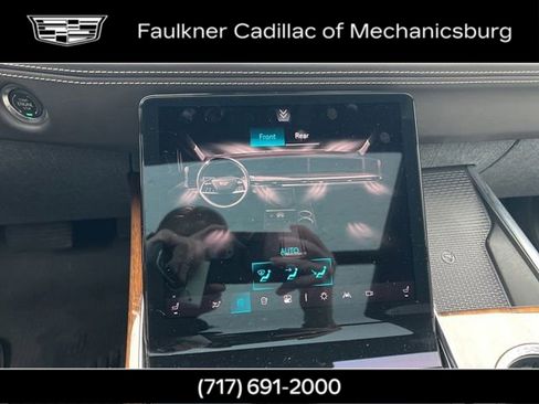 Certified 2026 Cadillac Escalade Platinum Sport w/ LPO, ONYX Package AWD/4WD image 28
