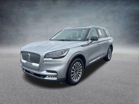 Used 2020 Lincoln Aviator Reserve w/ Equipment Group 201A AWD/4WD image 2