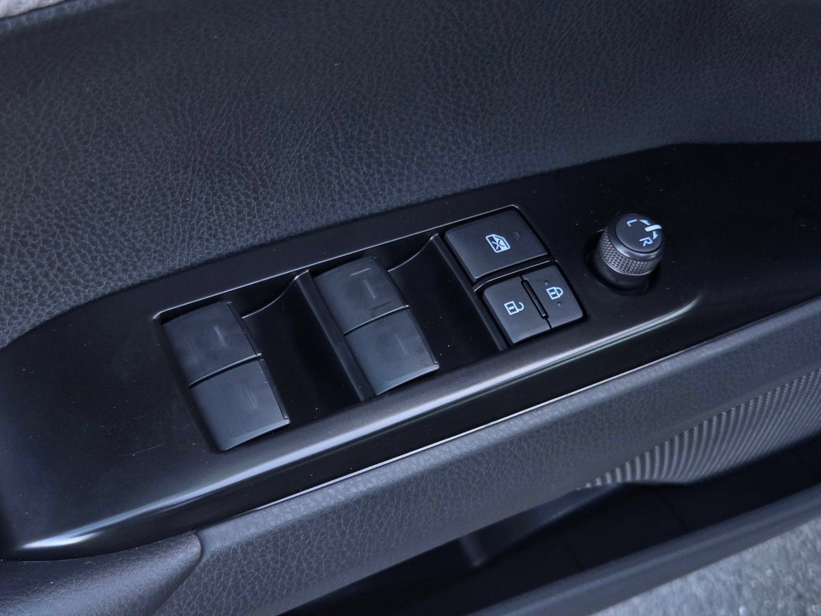 Certified 2026 Toyota Camry SE w/ Convenience Package FWD image 10