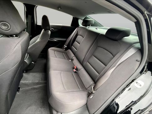 Used 2023 Chevrolet Malibu RS FWD image 19
