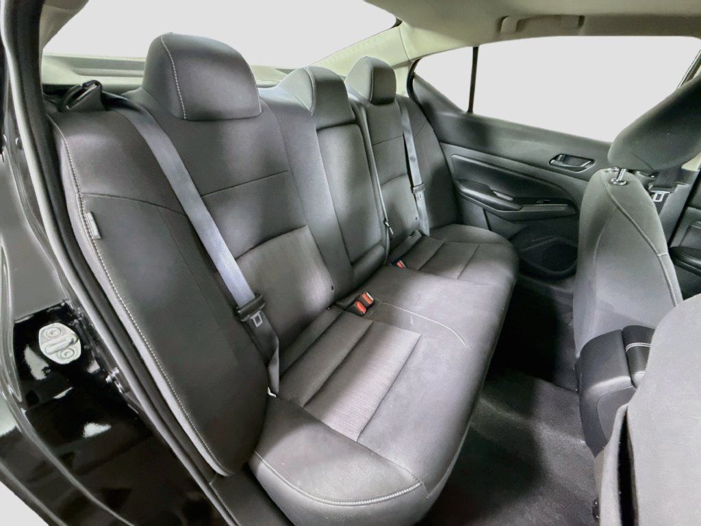 Certified 2023 Nissan Altima 2.5 SV w/ SV Premium Package FWD image 30