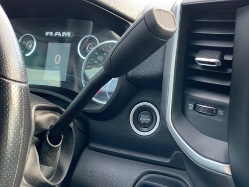 Used 2024 RAM 3500 Big Horn image 22