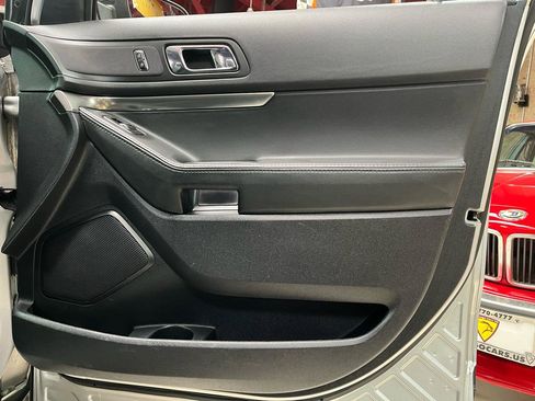 Used 2018 Ford Explorer 4WD Police Interceptor image 31
