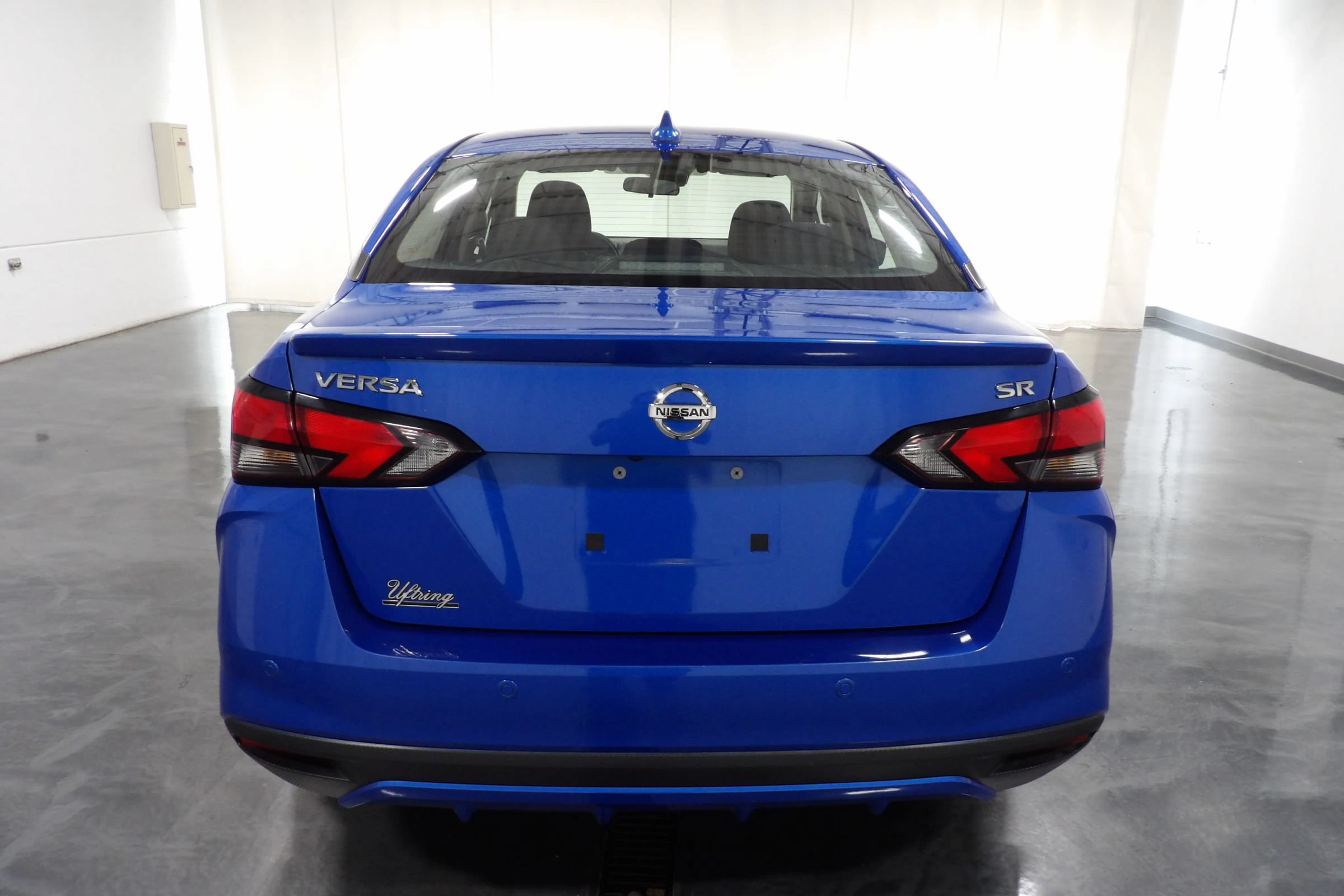 Used 2022 Nissan Versa SR w/ Convenience Package FWD image 6