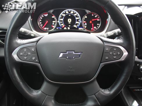 Used 2022 Chevrolet Traverse Premier w/ Redline Edition AWD/4WD image 15