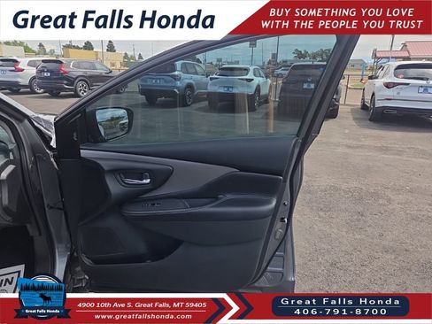 Used 2023 Nissan Murano SV AWD/4WD image 15
