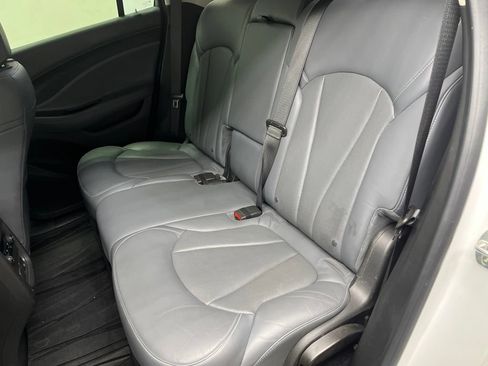 Used 2020 Buick Envision Essence FWD image 20