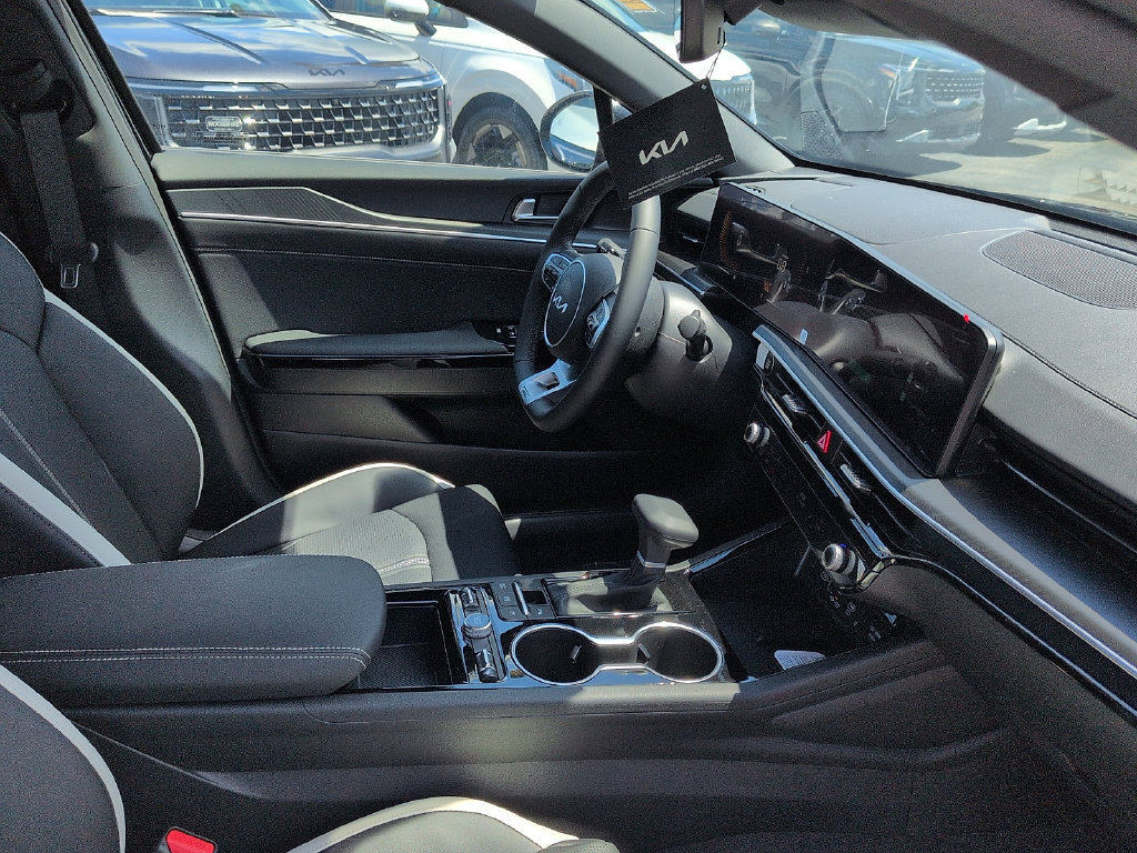 New 2026 Kia K5 GT-Line FWD image 7