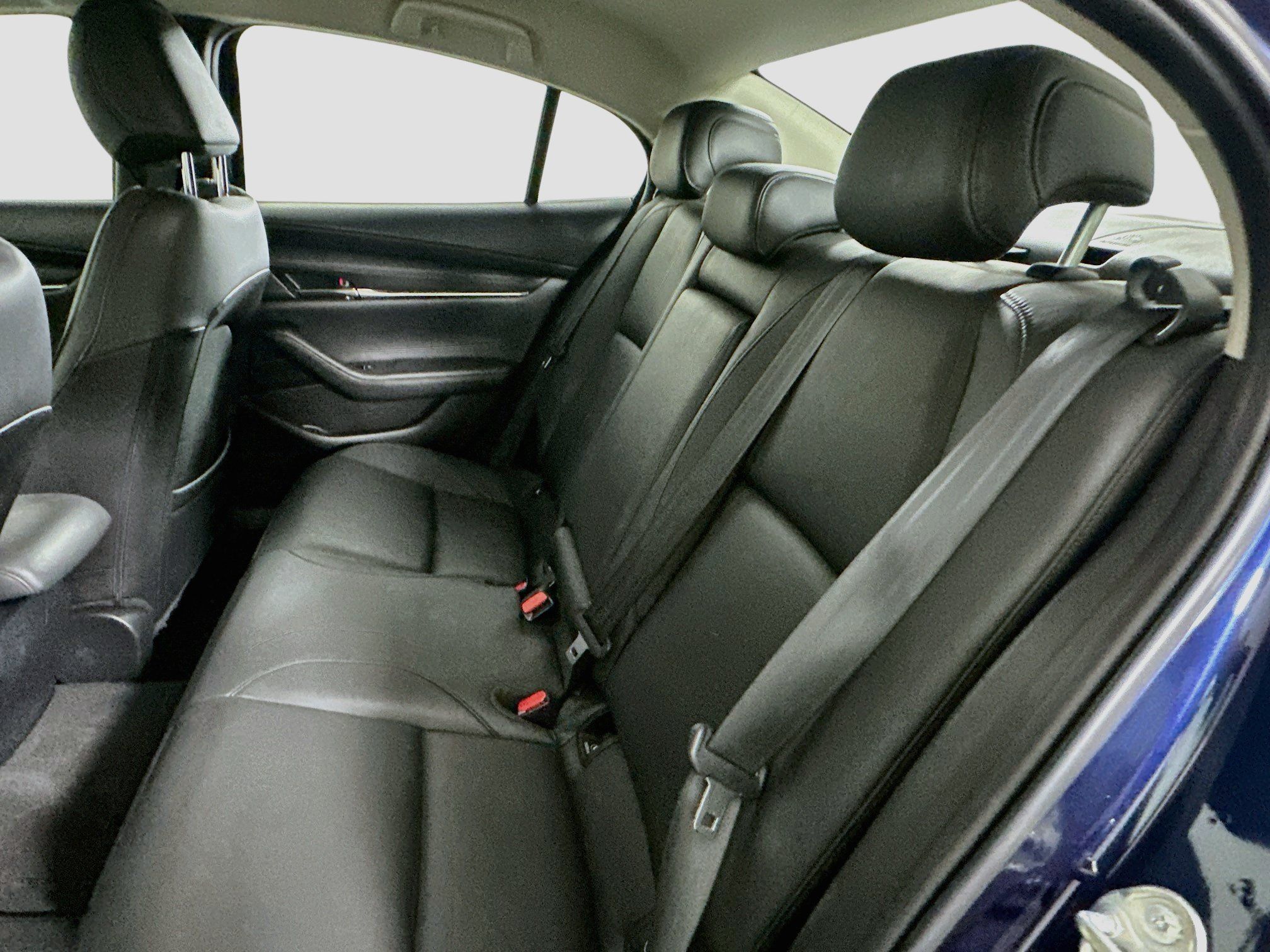 Used 2019 MAZDA MAZDA3 Sedan w/ Preferred Package FWD image 27