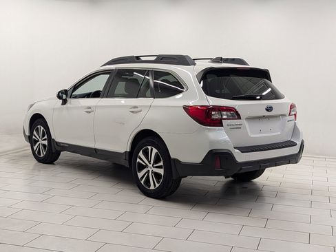 Used 2019 Subaru Outback 2.5i Limited w/ Popular Package #2 image 2