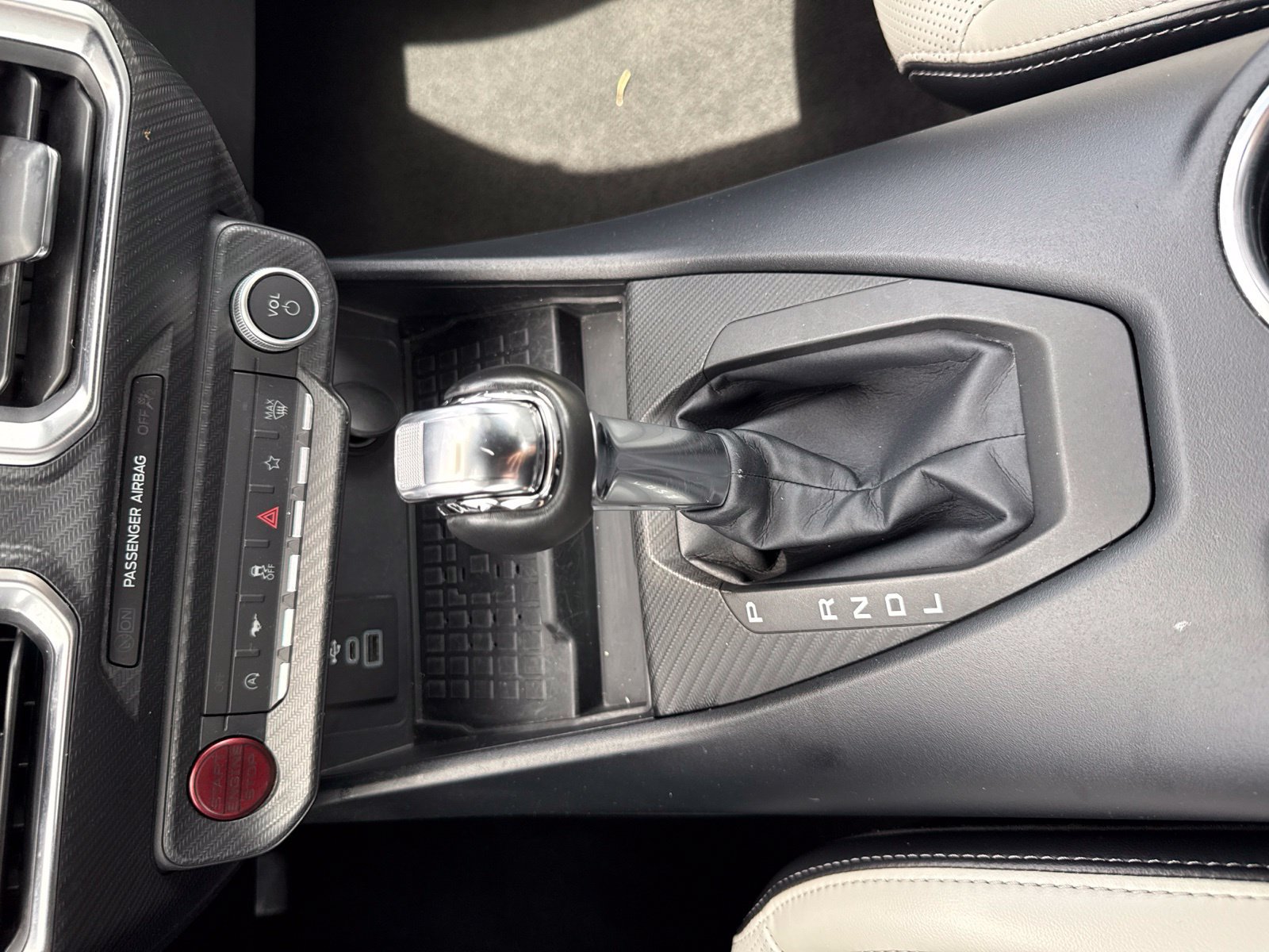 Used 2024 Ford Mustang Premium RWD image 15