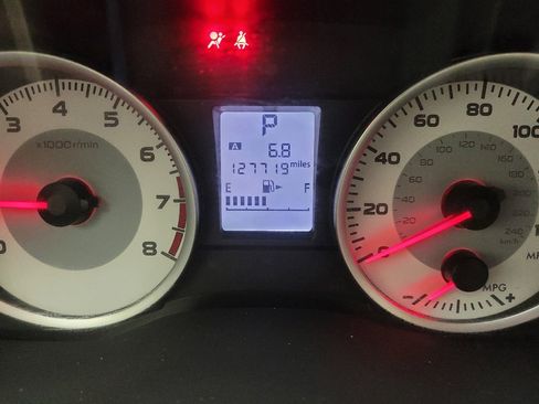 Used 2014 Subaru Impreza 2.0i AWD/4WD image 23
