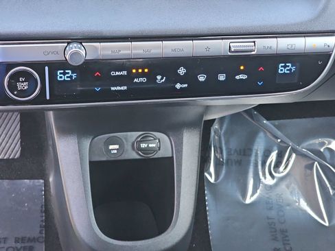 Certified 2024 Hyundai Ioniq 5 SE RWD image 29