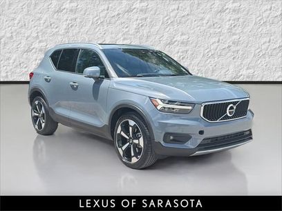 Used 2020 Volvo XC40 T5 Momentum w/ Protection Package Premier