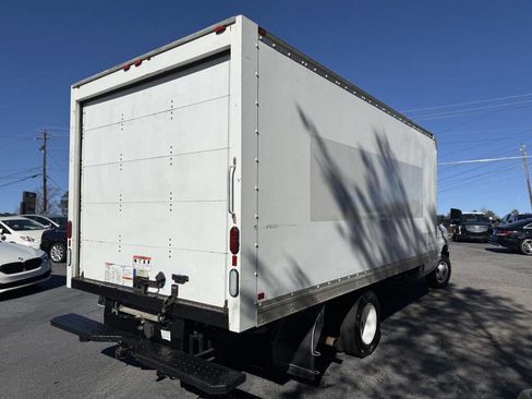 Used 2017 Ford E-350 and Econoline 350 Super Duty image 5