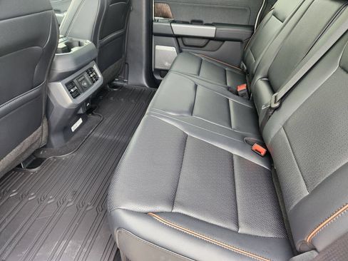 New 2026 Ford F250 Lariat w/ FX4 Off-Road Package AWD/4WD image 25