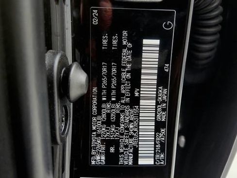 Used 2024 Toyota 4Runner SR5 RWD image 78