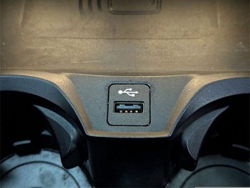 Used 2021 BMW 330i Sedan w/ Driving Assistance Package image 17