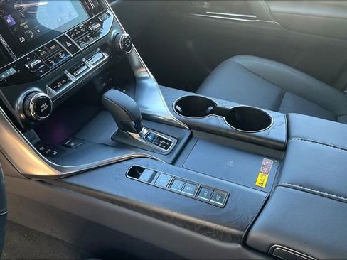 Used 2025 Lexus LX 700h Overtrail w/ Accessory Package (Z1) AWD/4WD image 18