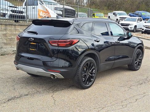 Used 2024 Chevrolet Blazer LT w/ LPO, Black Grille Bar Package image 5