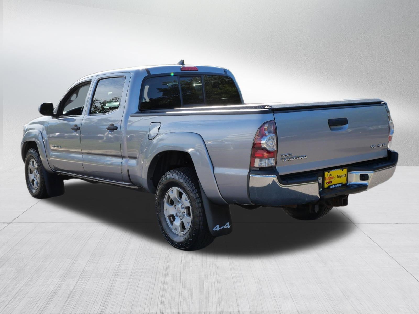 Used 2015 Toyota Tacoma 4x4 Double Cab w/ SR5 Package image 5