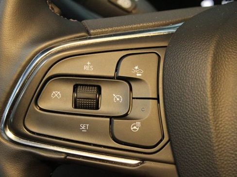 Used 2025 Buick Envista Avenir FWD image 21