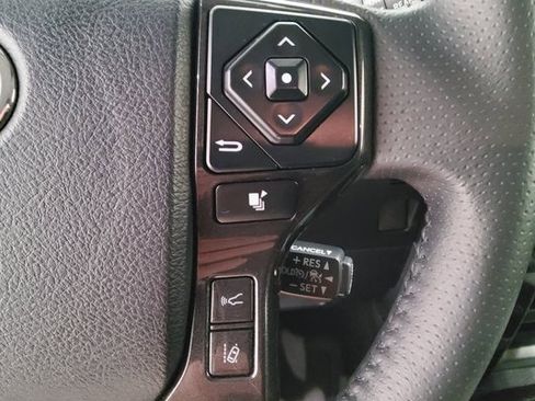 Used 2024 Toyota 4Runner TRD Off-Road image 27