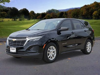 Used 2022 Chevrolet Equinox LS w/ LS Convenience Package