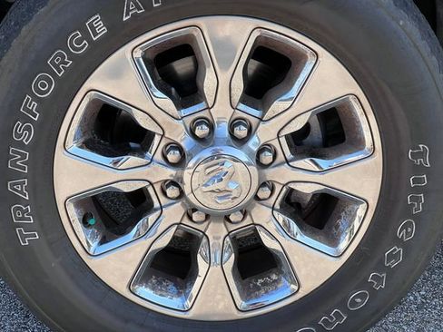 Used 2024 RAM 3500 Limited AWD/4WD image 6