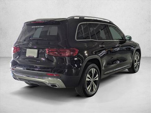 Certified 2025 Mercedes-Benz GLB 250 image 8