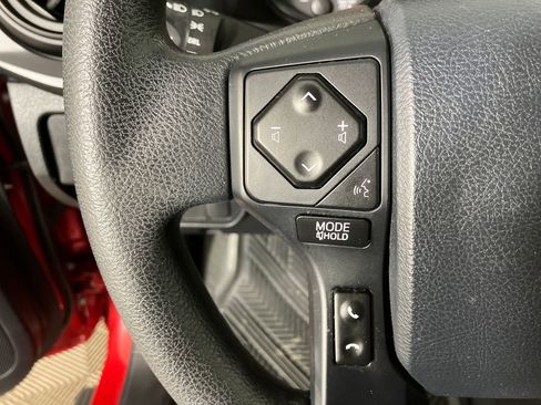 Used 2020 Toyota Tacoma SR image 16