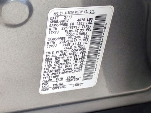 Used 2017 Nissan Rogue SV w/ Sun & Sound Touring Package image 39