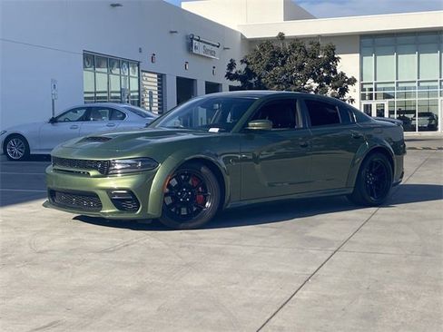 Used 2021 Dodge Charger SRT Hellcat image 2