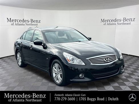 Used 2015 INFINITI Q40 w/ Navigation Package image 1